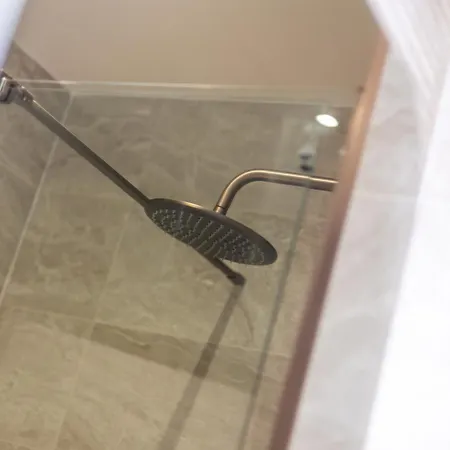 Luxe With Parking, 8 Mins To Station! Lejlighed Leeds (West Yorkshire)