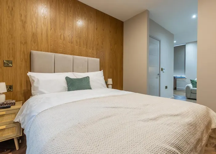 Luxe With Parking, 8 Mins To Station! Lejlighed Leeds (West Yorkshire)