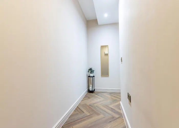 公寓 Luxe With Parking, 8 Mins To Station! 利兹