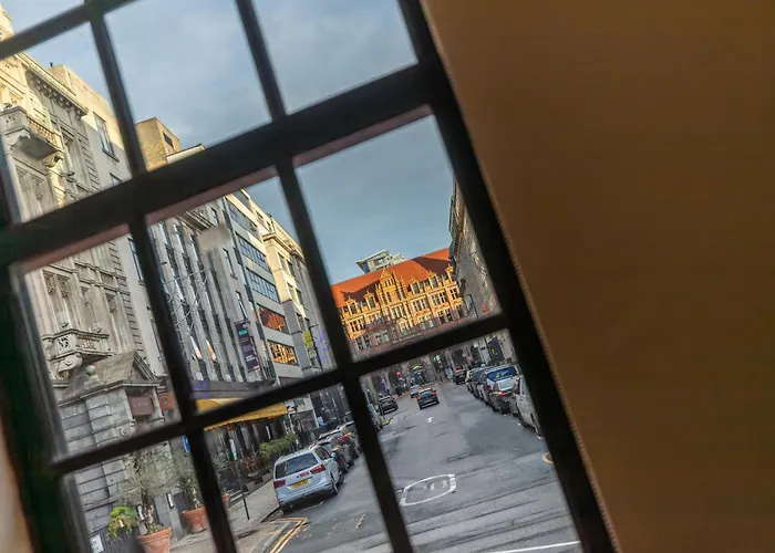 Luxe With Parking, 8 Mins To Station! * 利兹