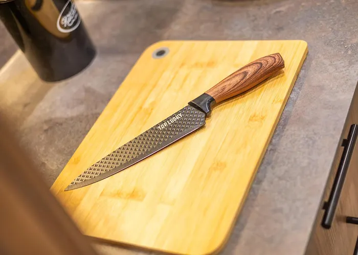 Luxe With Parking, 8 Mins To Station! Leeds (West Yorkshire)