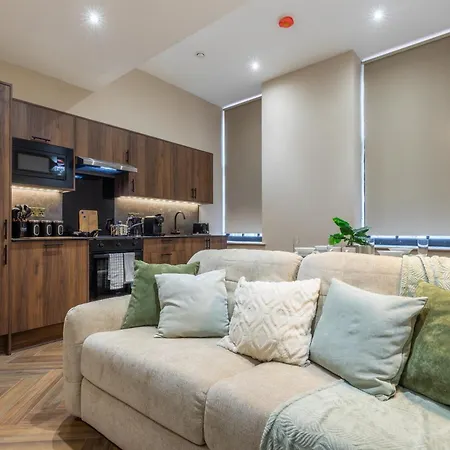 아파트 Luxe With Parking, 8 Mins To Station! 리즈
