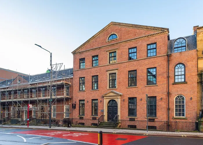 Luxe With Parking, 8 Mins To Station! Leeds (West Yorkshire)